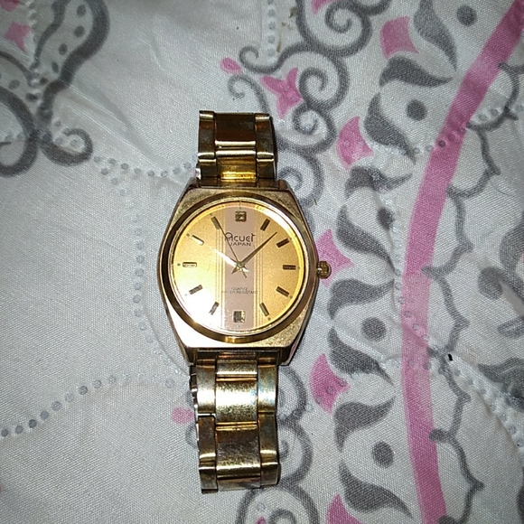 Watch - Picture 3 of 3